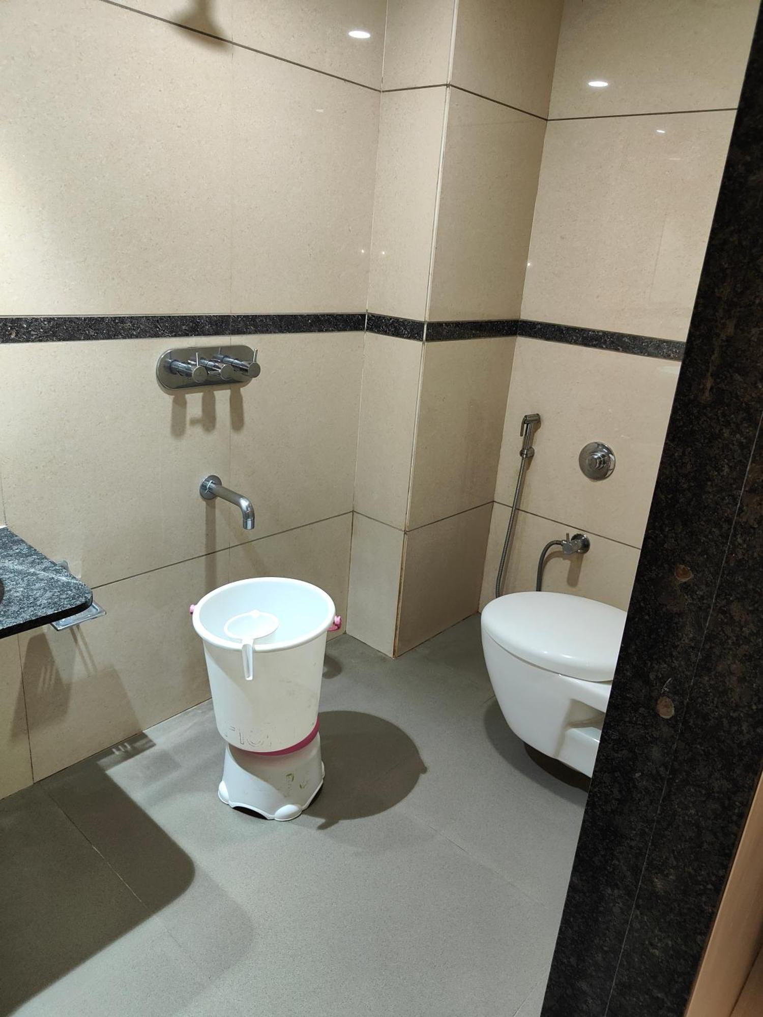 Hotel Sahyog & Rooms سورات المظهر الخارجي الصورة